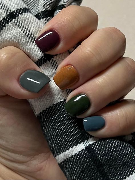 Fall Nail Combinations, Fall Nail Color Combinations, Fall Nail Color Combos, Fall Multi Colored Nails, Multicolored Nails Fall, Multi Color Fall Nails, Fall Color Palette Nails, Multi Colored Nails Fall, Fall Multicolor Nails