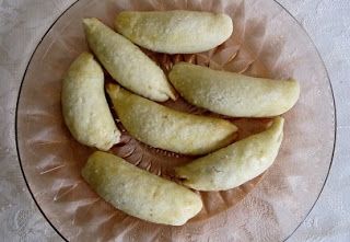 The Pittsburgh Cookie Table: Nut Horns, or How I Overcame My Fear of Shaped Cookies Pittsburgh Recipes, Nut Horns, Pittsburgh Cookie Table, Crescent Cookies, Philly Food, Nut Rolls, Cookie Table, European Recipes, Shaped Cookies