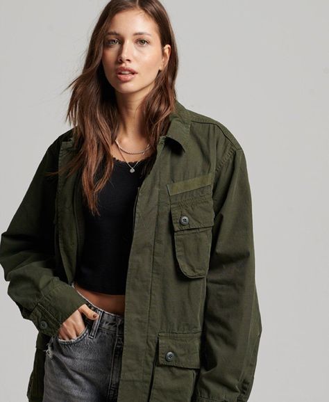 Summer Jacket Outfit, Khaki Jacket Outfit, Army Jacket Women, Combat Jacket, Oversize Outfit, Jacket Outfit Women, Olive Jacket, Outfit Primavera, Khaki Jacket