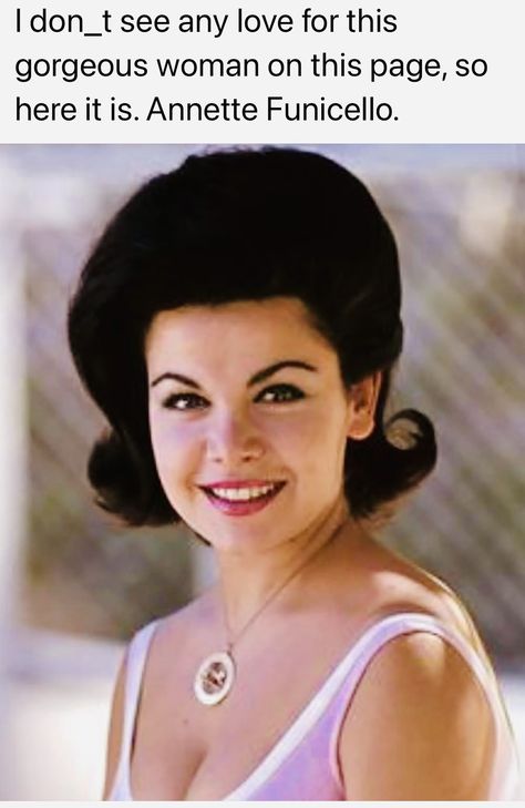 Vintage Movie Stars, Annette Funicello, Classic Actresses, Young Actresses, Actrices Hollywood, Female Actresses, Hollywood Actor, Vintage Hollywood, Famous Faces