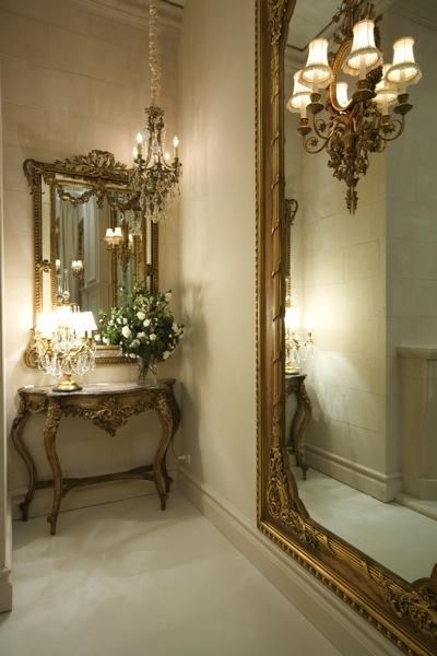 Mirror And Table, French Country Bathroom, Foyer Decorating, Salon Interior Design, Beautiful Mirrors, French Country House, French Furniture, French Country Style, French Decor