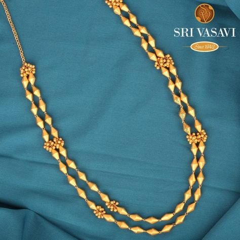 Stylish Two Layer Gold Necklace ~ South India Jewels Siren Necklace, Cooking Sweets, Indian Gold Necklace Designs, Unique Gold Jewelry Designs, Traditional Attires, Gold Necklace Indian, Pearl Jewelry Design, Online Gold Jewellery, Gold Jewelry Simple Necklace