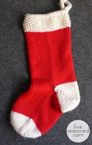 Knit A Stocking, Baby Bib Tutorial Free Pattern, Knitted Christmas Stocking Patterns Free, Easy Christmas Stockings, Christmas Stocking Pattern Free, Knitted Christmas Stocking Patterns, Stocking Pattern Free, Christmas Knitting Projects, Christmas Knitting Patterns Free