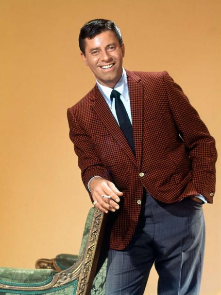 Fred Savage, Jack Benny, Abbott And Costello, Septième Art, Jerry Lewis, Rat Pack, Classic Movie Stars, Male Celebrities, Michael Keaton