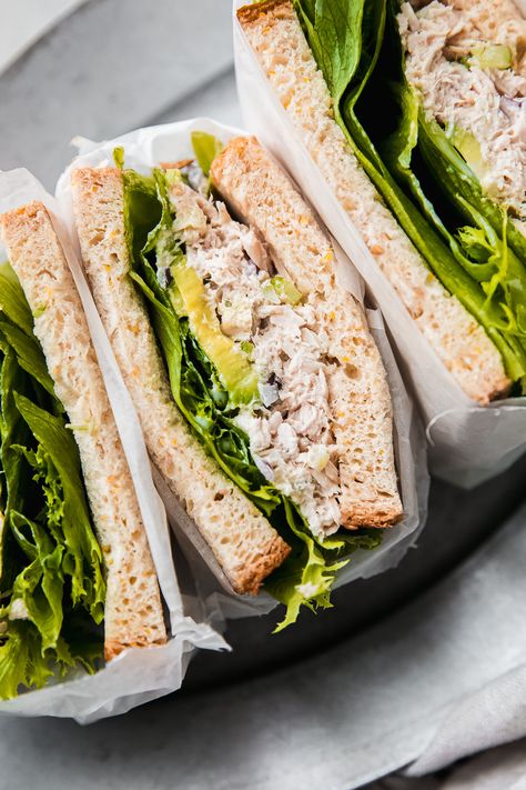 Avocado Tuna Sandwich, Tuna Salad Sandwich Recipe, Tuna Salad Recipe Easy, Best Tuna Salad, Salad Sandwich Recipe, Avocado Tuna, Avocado Tuna Salad, Healthy Foods To Make, Tuna Salad Sandwich