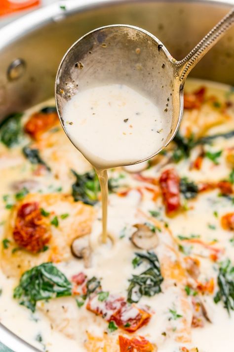 Creamy Tuscan Chicken is a gourmet homemade meal that takes just 30 minutes! Made with chicken, sundried tomatoes, spinach, mushrooms, spices, cheese, and heavy cream, this is a perfect family-friendly recipe to whip up on any night of the week. Chicken Recipes With Heavy Cream, Chicken Heavy Cream, Chicken Sundried Tomatoes, Optivia Meals, Sundried Tomato Recipes, Creamy Tuscan Chicken Recipe, Heavy Cream Recipes, Sundried Tomato Chicken, Cream Cheese Spinach