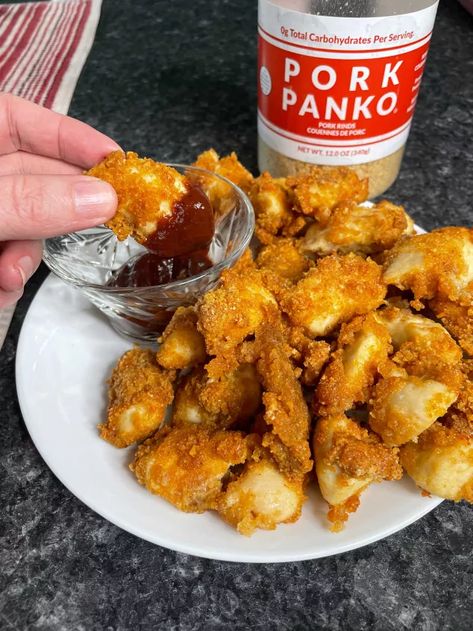 Looking for a keto-friendly chicken nugget recipe? Look no further! This recipe for keto chicken nuggets in the air fryer is low-carb, grain-free, and absolutely delicious.The pork panko breading gives these nuggets a nice crunchy texture. Serve these nuggets with your favorite dipping sauce and enjoy! A Chick-Fil-A Chicken Nugget Copycat? The fact that these nuggets are grain-free may have you wondering how these can be a Chick-Fil-A copycat.Believe me, I was shocked the first time I… Chicken Nugget Dipping Sauce, Panko Recipes, Keto Chicken Nuggets, Pork Panko, Dinner Board, Eat More Chicken, Carnivore Recipes, Homemade Chicken Nuggets, Sugar Free Ketchup