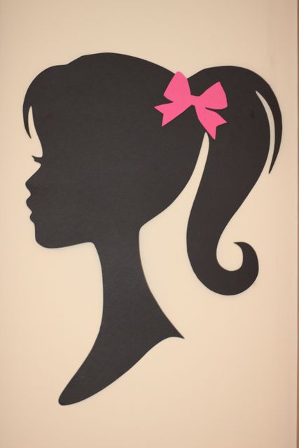 Vintage Barbie #barbie #vintage Princess Silhouette, Desain Quilling, Barbie Birthday Party, Barbie Theme, Eyes Wallpaper, Im A Barbie Girl, Wallpaper Tumblr, Barbie Birthday, Barbie Vintage