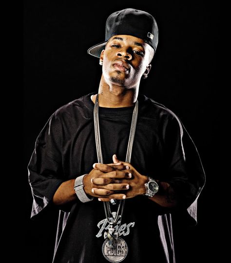 Plies www.loyallisteners.net Plies Rapper, 2000s Rap Aesthetic, Marley Twist Hairstyles, Chris Brown Videos, Rapper Style, Real Hip Hop, Photoshop Pics, Rap Albums, Cute Box Braids Hairstyles