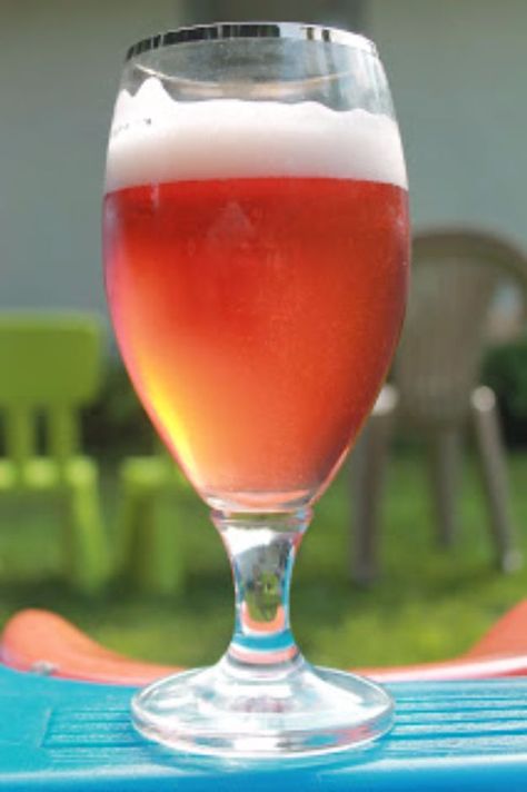 Best Homemade Beer Recipes - Raspberry Wheat Beer - Easy Homebrew Drinks and Brewing Tutorials for Craft Beers Made at Home - IPA, Summer, Red, Lager and Ales - Instructions and Step by Step Tutorials for Making Beer at Home http://diyjoy.com/homemade-beer-recipes Wheat Beer Recipe, Making Beer At Home, Lemon Beer, Home Made Beer, Beer Recipes Homebrew, Beer Brewing Recipes, Beer Recipe, Brewing Recipes, Homemade Beer