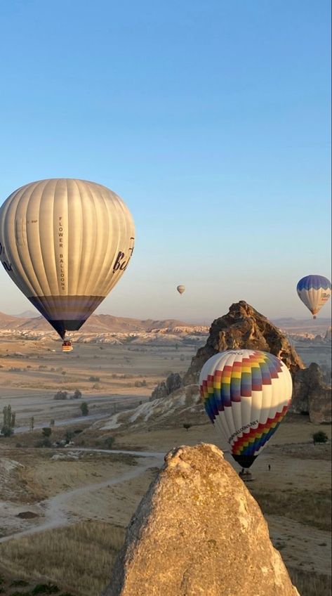 Family Resorts, Traveling The World, Hot Air Balloons, Inclusive Resorts, Air Balloons, Pretty Places, Travel Inspo, Travel Life, Travel Aesthetic