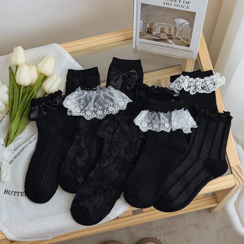 DIY lace socks