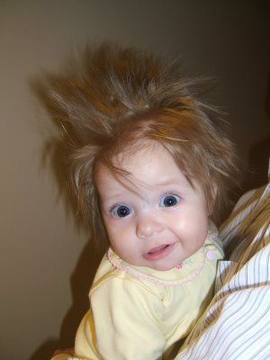 Sometimes I wake up looking like this in the morning after a good night's sleep with Dream Water. But, not as cute! Asian Humor, Baby Faces, New Haircuts, Bed Head, Awesome Things, Bad Hair Day, Crazy Hair, Bad Hair, Funny Faces