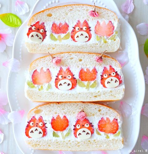 Studio Ghibli Strawberry, Japanese Tea Sandwiches, Studio Ghibli Themed Desserts, My Neighbor Totoro Food, Ghibli Party Food, Studio Ghibli Baking, Studio Ghibli Snacks, Anime Themed Food, Studio Ghibli Desserts