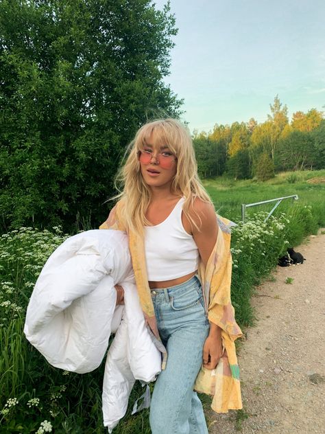 Bangs - Angelica Blick Cut Bangs, Angelica Blick, How To Cut Bangs, Spring Summer Outfits, Look Cool, Cute Casual Outfits, Follow Me On Instagram, Fashion Inspo Outfits, New Look