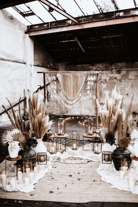 Western Wedding Decorations, Urban Exploring, Dark Wedding, Boho Wedding Inspiration, Moody Wedding, Boho Wedding Decorations, Western Wedding, Wedding Mood, Wedding Deco