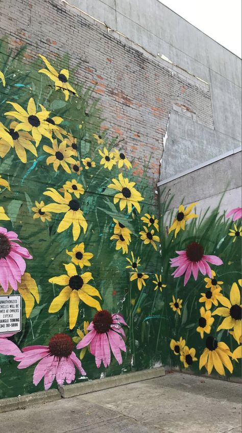 Outdoor Wall Painting Ideas Backyards, Flower Mural Outdoor, Outdoor Wall Painting Ideas, Shed Murals Outdoor, Fence Mural Ideas Backyards, Painted Fences Mural, Outdoor Wall Murals Backyards, Outdoor Wall Art Paintings, Wall Murals Painted Outdoor