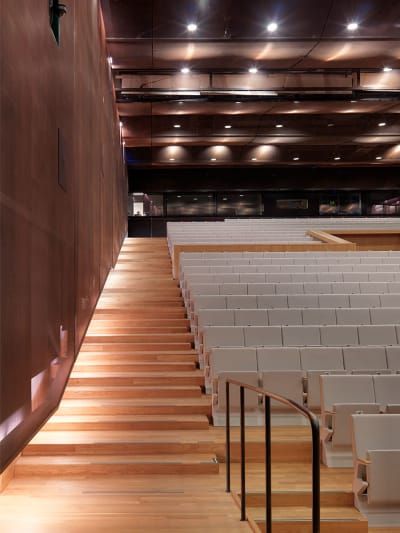 Lahdelma & Mahlamäki · Museum of the History of the Polish Jews · Divisare Theater Interior, Auditorium Architecture, Auditorium Design, Theater Architecture, Lecture Theatre, Theatre Interior, Lectures Hall, Architectural Competition, Curved Walls