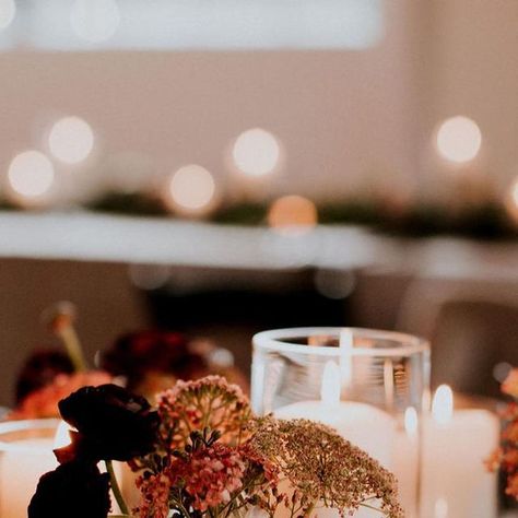 Castaway Portland on Instagram: "This gloomy weather has us thinking back on some of our favorite winter moments. 🤍 You know, a little birdie told us that there's still time to book your winter celebrations here at Castaway... 😉🍷🌨️ 📸: @hazelwood_photo @honorflowers @luxeproductions @ardeneventcollective @bowerbirdpdx #winterwonderland #portland #winterwedding #weddingphotography #floraldesign #urbanvenue #holidayparty #pdxwedding #weddingvenue #weddinginspiration #weddinginspo" Castaway Portland, Gloomy Weather, Birdy, Winter Wedding, Holiday Parties, Wedding Inspo, Portland, Wedding Venues, Wedding Planning