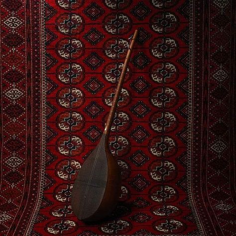 Ahal Teke, Iranian Carpet, Coffee Shop Interior Design, Art Photography Portrait, Afghan Fashion, Coffee Shops Interior, Iranian Art, Universe Galaxy, Instagram Ideas Post