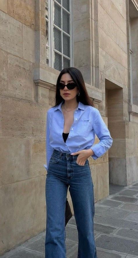 Blue Formal Shirt Outfit Women, Travel Outfit Fall, European Fall Outfits, Fall Outfits Chic, Fall Travel Wardrobe, Fall Outfits Comfy, Summer Travel Outfit, European Fall, Travel Outfits For Women