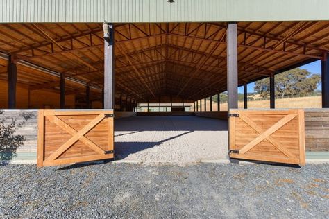 60′ x 120′ Riding Arena in Shingle Springs | Barn Pros Covered Riding Arena, Horse Riding Arena, Custom Horse Stalls, Prefab Barns, Livestock Barn, Equestrian Barns, Barn House Kits, Horse Farm Ideas, Riding Arena