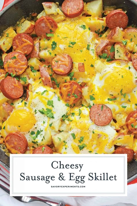 Breakfast Sausage And Potatoes, Easy Breakfast Skillet Recipes, Sausage Breakfast Skillet, Easy Breakfast Skillet, Potato Eggs, Potato And Egg Breakfast, Andouille Sausage Recipes, Omlet Recipes, Breakfast Skillet Recipes