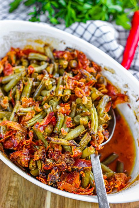 Crack Green Beans - From Gate To Plate Cowboy Green Beans, Ranch Style Beans Recipe Ideas, Greek Green Beans With Tomatoes, Green Beans With Bread Crumbs, Crock Pot Beans, Ranch Style Beans Recipe, Bbq Green Beans, Brown Sugar Green Beans, Soy Sauce Green Beans