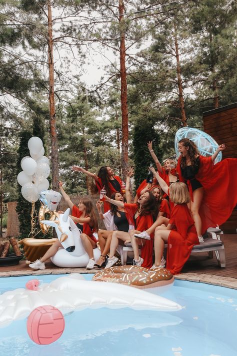 Spanish Hen Party, Hen Party Ideas Activities, Classy Hen Do, Party Ideas Activities, Mexico Bachelorette Party, Classy Hen Party, Hen Party Ideas, Hens Party Themes, Hen Night Ideas