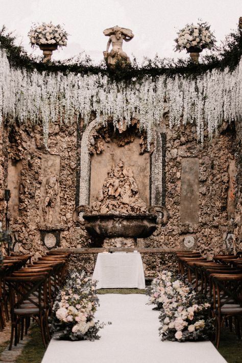 Villa Gamberaia Wedding, Tuscany Italy Villa, Alex Bailey, Romantic Glam Wedding, Villa Gamberaia, Abroad Wedding, Wedding Aisle Outdoor, Italy Villa, Romantic Outdoor Wedding