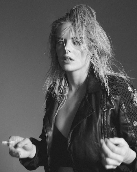 Babysitter Movie, God Made Girls, Samara Weaving, Seductive Eyes, Edita Vilkeviciute, Leather Jacket Girl, Woman Wine, Aesthetic Tattoo, Black And White Portraits