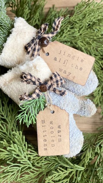 Diy Christmas Mittens Decor, Dollar Tree Christmas Mittens, Christmas Mittens Decorations, Mitten Ornaments Diy, Diy Bowl Fillers, Primitive Christmas Crafts, Diy Mittens, Christmas Name Tags, Mitten Ornaments