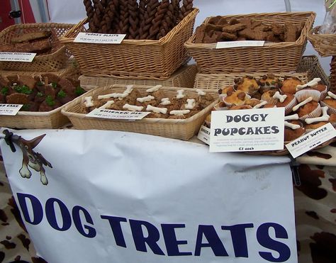 Best Selling Products for Market Stalls Farmers Market Pet Booth, Farmers Market Display Dog Treats, Dog Treat Market Stall, Food To Sell, Market Images, Market Stall Display, Treat Business, Country Dog, Farmers Market Display