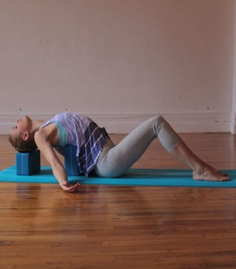 Fish Pose, Cervical Spine, Yoga Posen, Qi Gong, Yoga Block, Restorative Yoga, Yin Yoga, Aikido, Yoga Postures