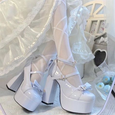 ⋆｡ﾟ☁︎｡⋆ Bow sandals ｡ ﾟ☾ ﾟ｡⋆ Dm to order Takes 4-7 weeks to deliver once preorders submitted Imported . . . . . #bow #bowseason #sandals Halter Dress Short, Platform Shoes Heels, Dr Shoes, Cute Shoes Heels, Luxury Duvet Covers, Kawaii Shoes, Cute Heels, Aesthetic Shoes, New Star