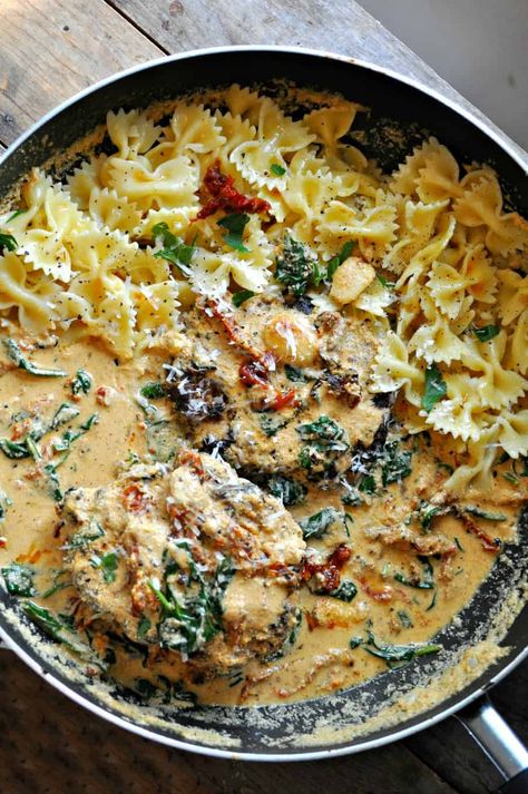 The Best Vegan Date Night Recipes - Rabbit and Wolves Milanese Recipe, Rabbit And Wolves, Tuscan Pasta, Creamy Tuscan Chicken, Chicken Milanese, Chickpea Patties, Vegan Chicken, Date Night Recipes, Vegan Pasta Recipes