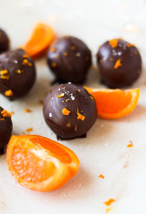 Vegan Dark Chocolate Orange Truffles - Fresh Water Peaches Chocolate Orange Truffles Recipe, Orange Truffles Recipe, Orange Truffles, Vegan Truffles, Healthy Dark Chocolate, Vegan Dark Chocolate, Truffle Recipe Chocolate, Truffle Recipe, Raw Desserts