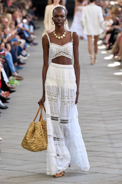 Bohemian Schick, Sheer Clothing, Ermanno Scervino, Fashion Weeks, Spring 2024, White Fashion, Primavera Estate, Look Fashion, Spring Summer Fashion