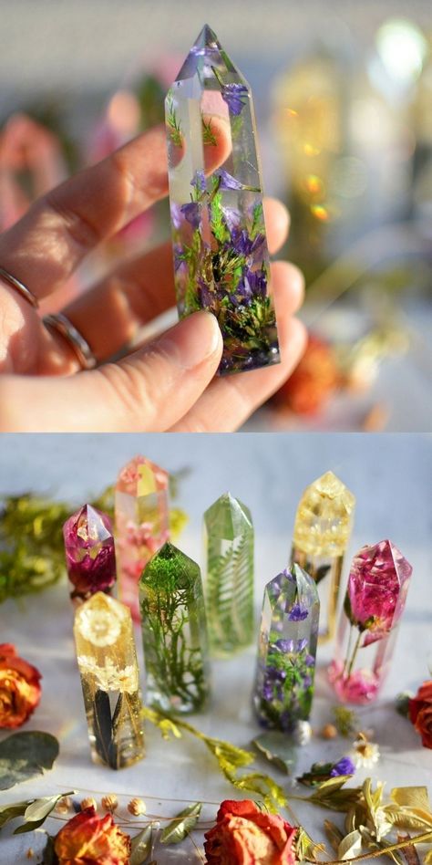 Resin Crystals, Natural Objects, Diy Resin Projects, Resin Jewelry Diy, Resin Jewelry Making, Crystal Resin, Resin Ideas, Resin Design, Flower Resin