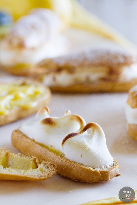 Lemon meringue lovers will go crazy for these Lemon Meringue Eclairs - pate a choux eclair shells filled with lemon curd and then topped with toasted meringue. Lemon Meringues, Toasted Meringue, Taste And Tell, Eclair Recipe, Chocolate Eclair, Edible Crafts, Market Ideas, Lemon Desserts, Lemon Meringue