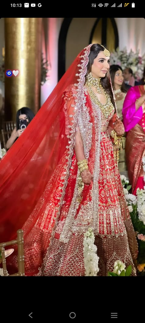 Indian Bridal Lehenga Red Brides, Indian Bridal Lehenga Red, Bridal Double Dupatta, Manish Malhotra Bridal Lehenga, Manish Malhotra Bridal, Double Dupatta, Bridal Entry, Ceremony Dress, Lehenga Red