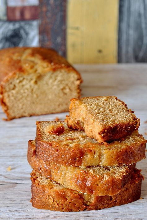 Golden Syrup Cake, Baking Cupboard, Syrup Cake, Torte Cupcake, Favorite Cookie Recipe, British Baking, First Encounter, Golden Syrup, Loaf Cake