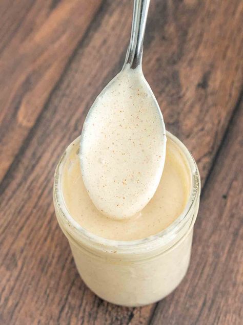 I love homemade barbecue sauces, and my Alabama White Sauce is a delicious alternative to ketchup-based BBQ sauce. This tangy, creamy white BBQ sauce Sriracha Mayo Recipe, Sriracha Ranch, Bbq Ranch Dressing, Spicy Mayo Recipe, Alabama White Sauce, White Bbq Sauce, Dipping Sauces For Chicken, Crispy Sweet Potato Fries, Ranch Sauce