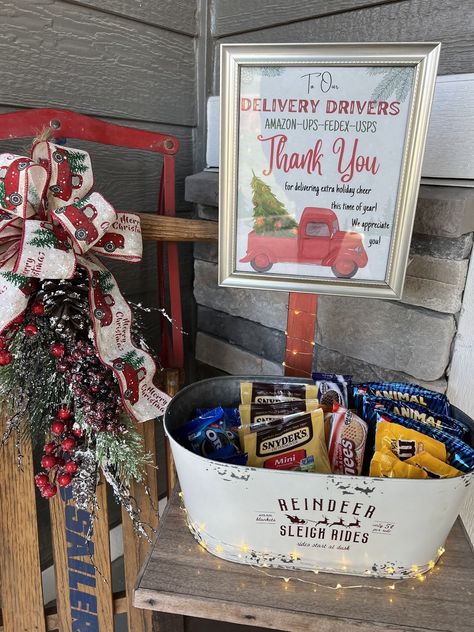 Delivery Driver Treats, Delivery Thank You Basket, Snacks For Ups Drivers, Gift Ideas For Delivery Drivers, Christmas Delivery Driver Thank You, Printable Delivery Driver Snack Sign, Delivery Driver Snacks, Delivery Driver Snack Basket Sign, Delivery Driver Snack Cart