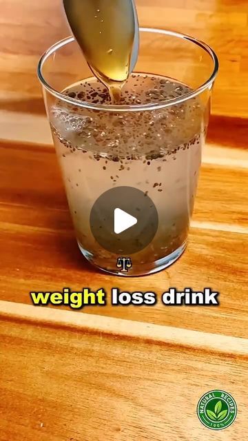 𝐒𝐦𝐨𝐨𝐭𝐡𝐢𝐞 𝐖𝐞𝐢𝐠𝐡𝐭𝐥𝐨𝐬𝐞 🇺🇸 on Instagram: "Let me know if you try it ☺️  you drink lemon water?  this detox drink every morning on an empty stomach. Regular intake will detox your body and support to loss weight . Also, burn all belly fat, energize the body, and lower bad cholesterol levels. If you are a fan of fat burn and colon cleanse drinks  Drop a ❤️ if this is helpful!!! Tag a friend who would love & need this.  Tag someone who needs to see this 👇🏻  ❤️ | Comment | Save | Share Turn on post notifications📢 . . 💯 If you don’t know how to start Smoothie diet properly or do you want to lose possibly 5-10 lbs in the first week alone with Smoothie ?⁣⁣⁣⁣⁣⁣⁣⁣⁣⁣⁣ 💪 Join our 21-Days Smoothie Challenge NOW to start a successful weight-loss journey and enjoy a new lifestyle!⁣⁣ Belly Fat Burner Foods, 21days Challenge, Lower Bad Cholesterol, Fast Belly Fat Loss, Drink Lemon Water, Colon Cleanse Drinks, Burn Belly Fat Drinks, Detox Water Fat Burning, Lower Body Fat