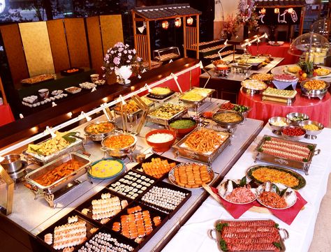 buffet extraordinaire Wedding Catering Buffet, Japanese Buffet, Eat All You Can, Chinese Buffet, Food Tech, Buffet Restaurant, Wedding Buffet, Best Food Ever, Buffet Food