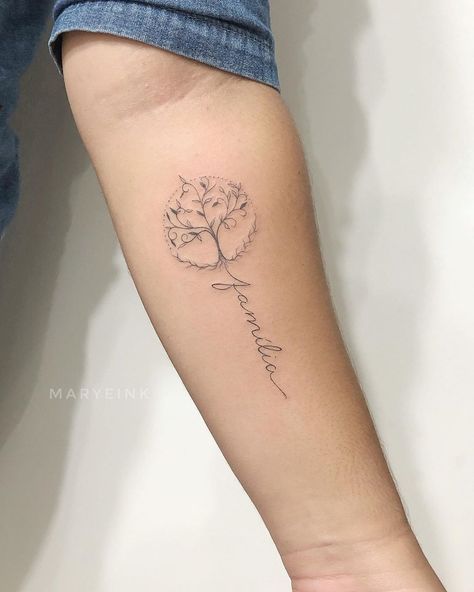 Small Tree Of Life Tattoo For Women, Tree Of Life Tattoo For Women, Family Inspired Tattoos, Infected Tattoo, Tiny Finger Tattoos, Wrist Tattoos For Women, Lip Tattoos, Tattoo Feminina, Time Tattoos