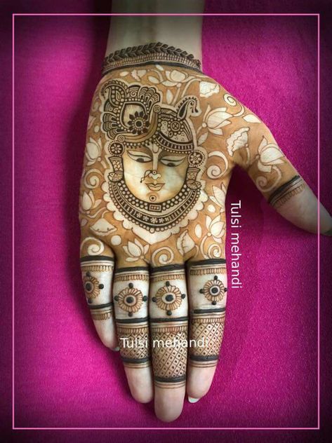 Mehndi dijain Shreenathji Mehndi Designs, Vatsavitri Mehndi, Vat Savitri Mehndi, Krishna Mehndi Designs, Krishna Mehndi Design, Krishna Mehndi, Baby Mehndi Design, Mehndi Designs Bridal Hands, Mehndi Designs For Kids