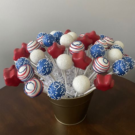 Firework Cake Pops, Red White And Blue Cake Pops, Fourth Of July Cake Pops, Flag Cake Pops, 4th Of July Cake Pops, Fourth Of July Cake, Blue Cake Pops, Fireworks Cake, American Flag Cake