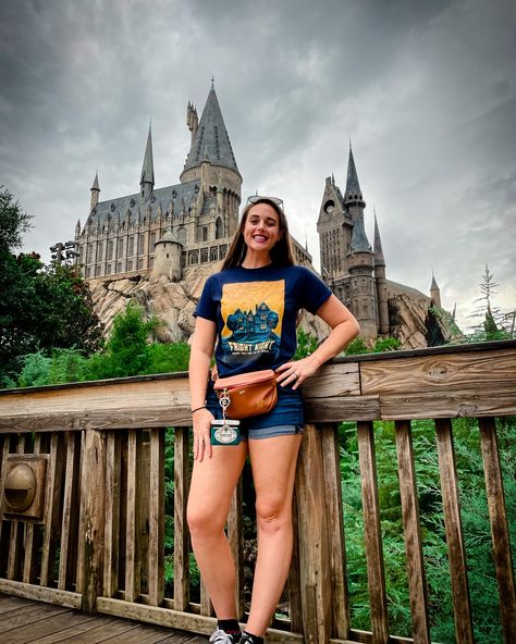 Fanny Pack Theme Park Essentials For Universal Orlando — Miss Wizarding World Theme Park Essentials, Chub Rub, Orlando Theme Parks, Fanny Bag, Universal Orlando, Incredible Hulk, Harry Potter Universal, Fb Page, What To Pack